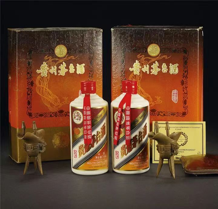 鹰手营子矿礼盒茅台酒回收